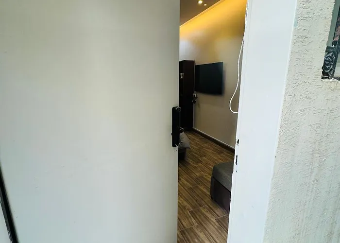 Studio With Self Check In- Perfect Location