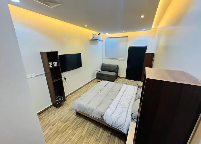 Studio With Self Check In- Perfect Location